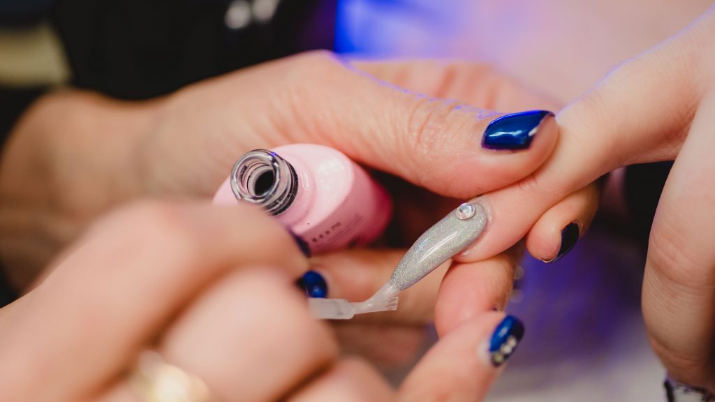 3. Nail Technician Jobs in Edmonton, AB (with Salaries) - wide 9